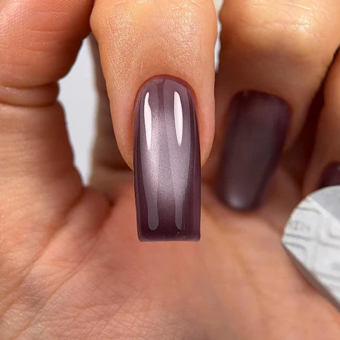HEYLOVE – Gel Polish Cat Eye DEVON 15 ml
