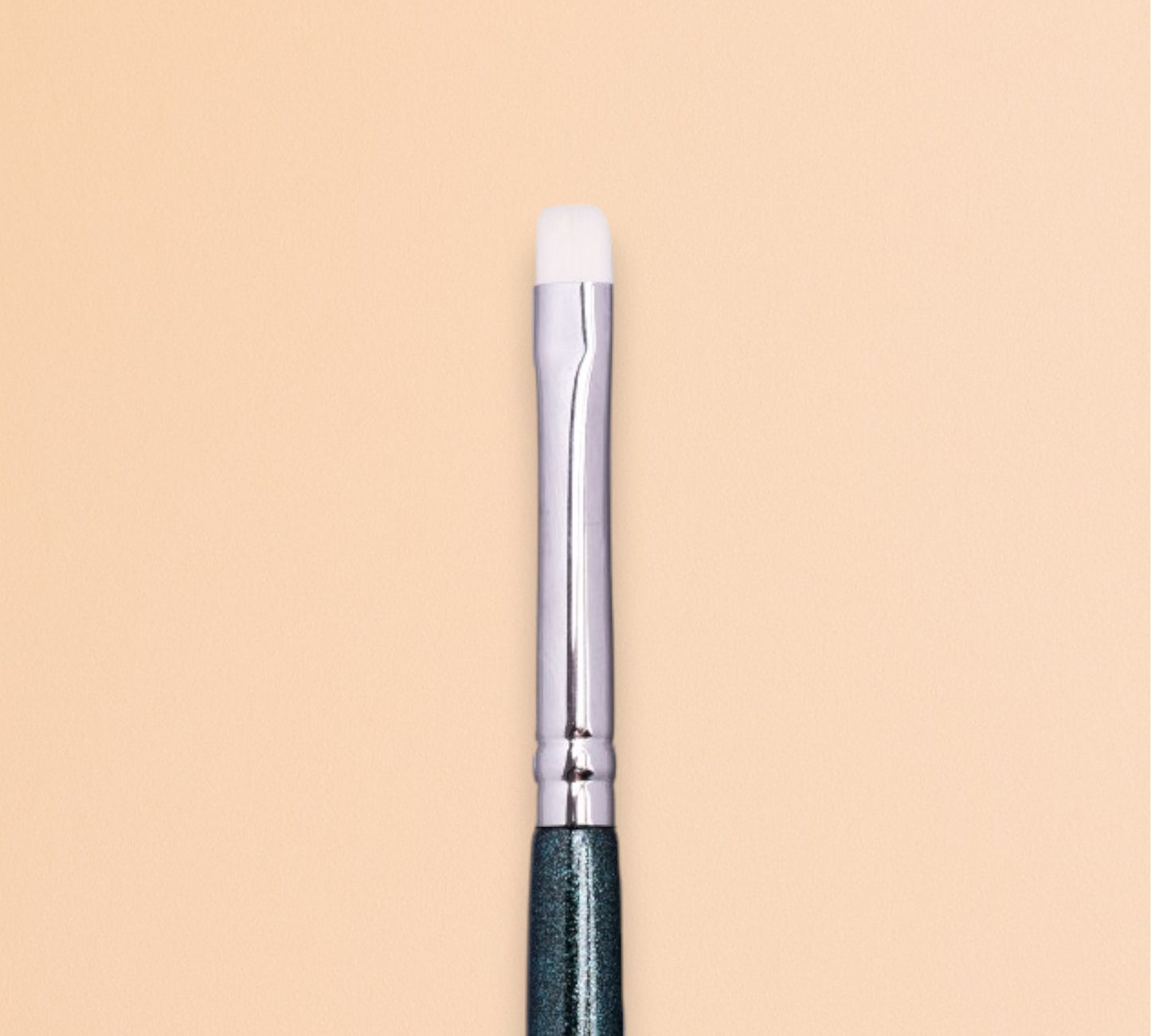 ZOLA x Nahiieva Pinceau de laminage pour cils