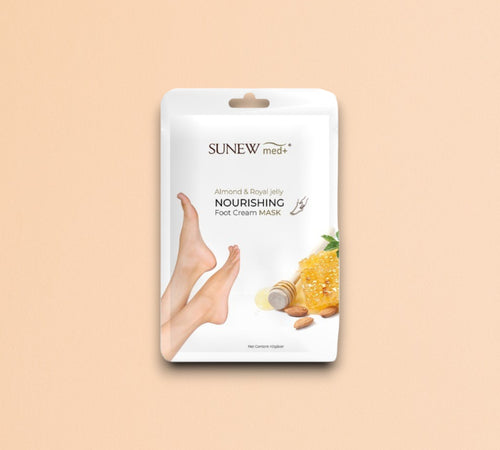 SunewMed + Маска-носки для ног со сладким миндалем и маточным молочком