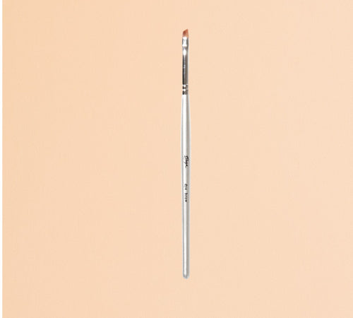 Thuya Professional Line Angled Color Applicator Brush 