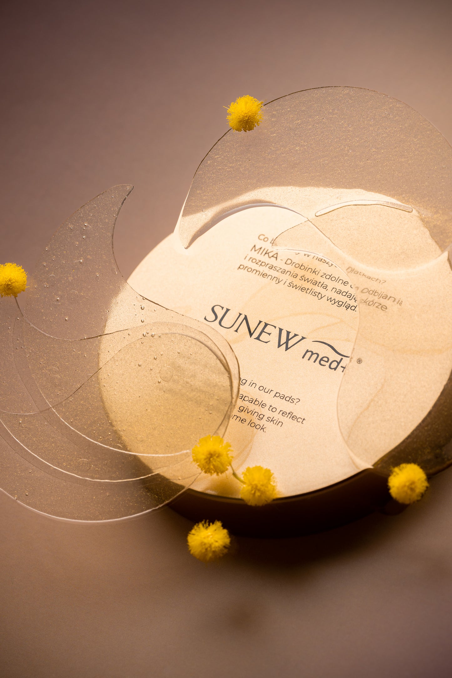 SunewMed + PATCHS RAJEUNISSANTS SOUS LES YEUX ET SUR LES SILLONS NASOGIENS
